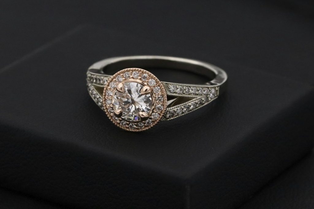 Lab-Grown vs Natural Diamond Engagement Rings: The Ultimate 2026 Buying Guide